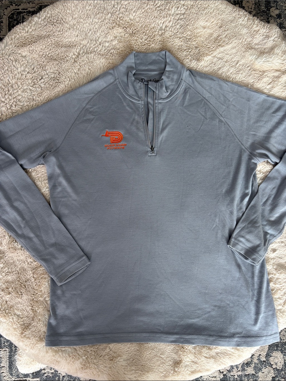 Duck camp Men's Light Gray Quarter-Zip 100%  merino wool top